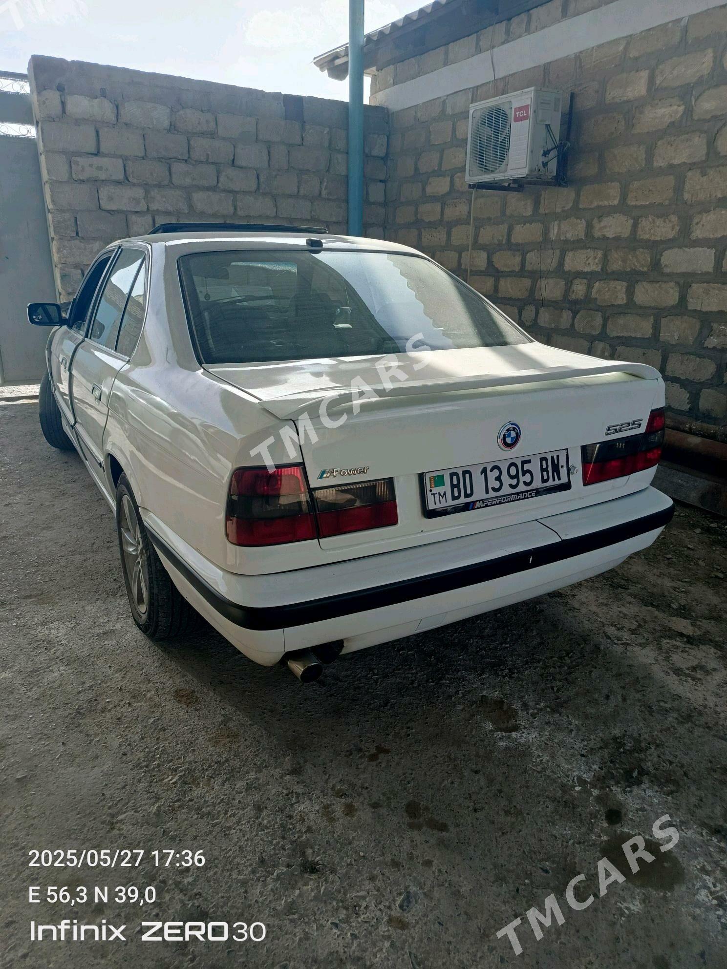 BMW 525 1996 - 32 000 TMT - Gyzylarbat - img 5