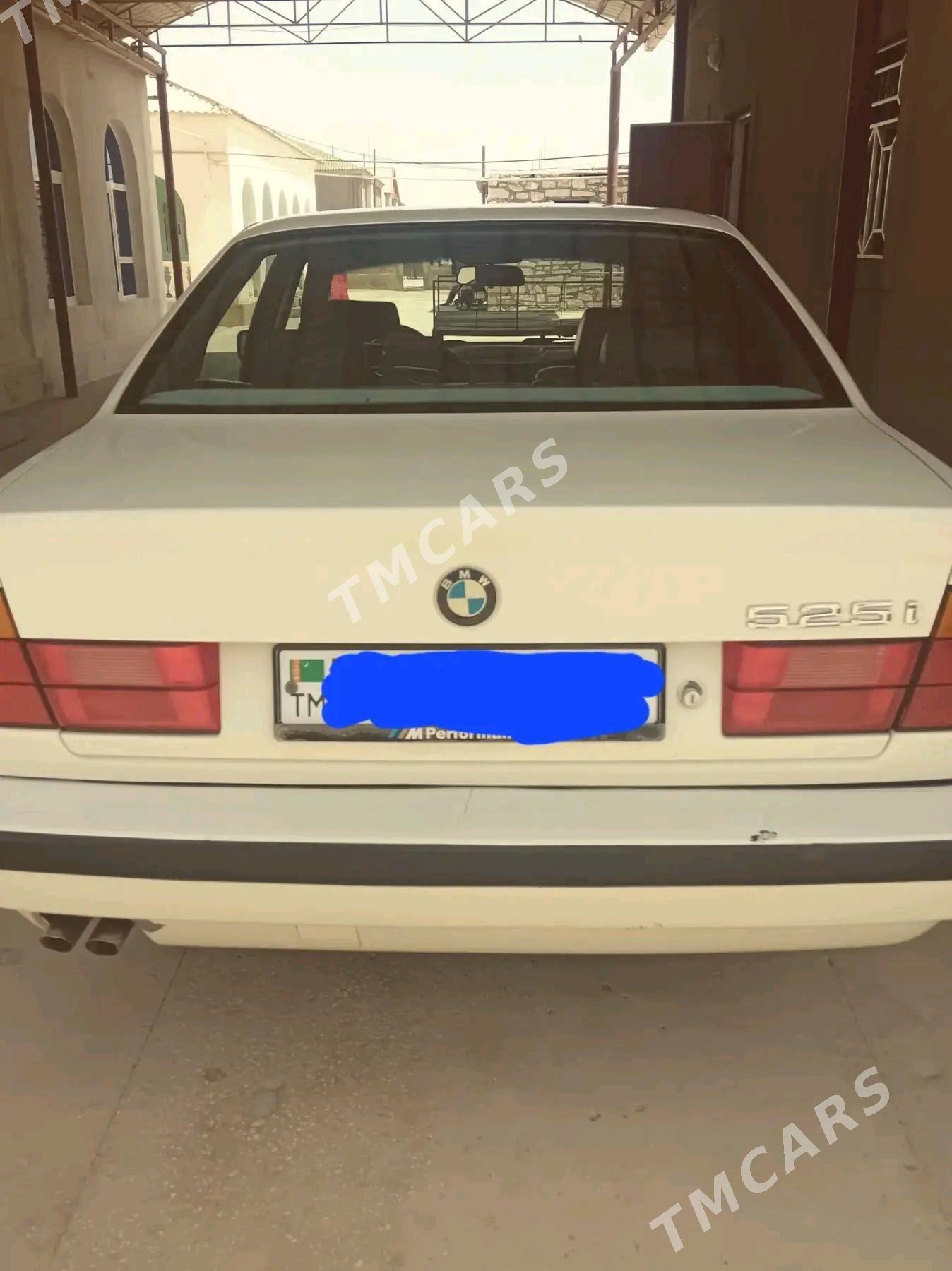 BMW 528 1993 - 50 000 TMT - Гумдаг - img 4