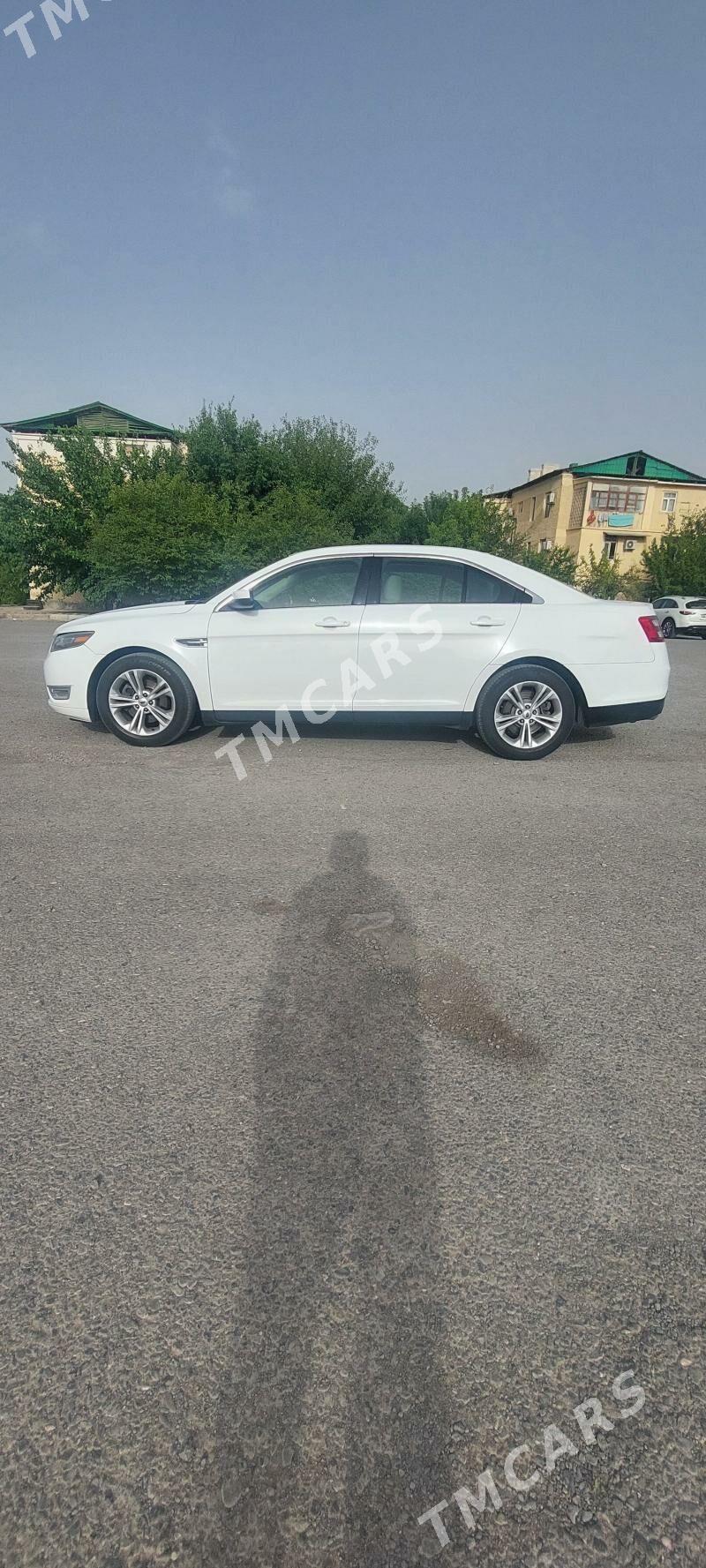 Ford Taurus 2018 - 235 000 TMT - Ашхабад - img 5