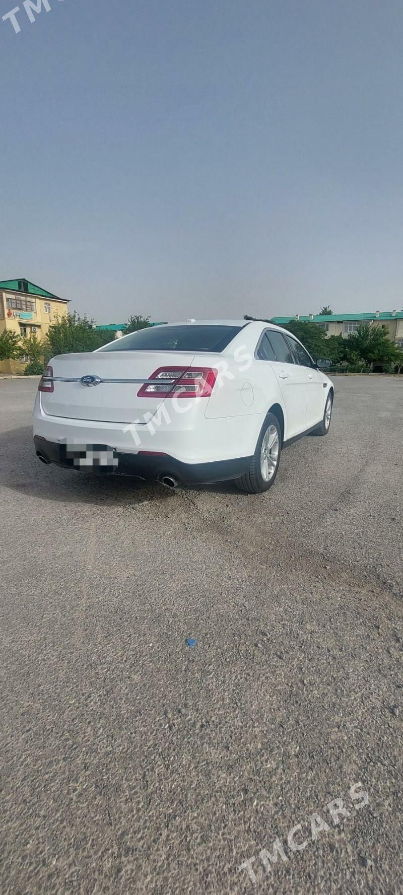 Ford Taurus 2018 - 235 000 TMT - Ашхабад - img 4