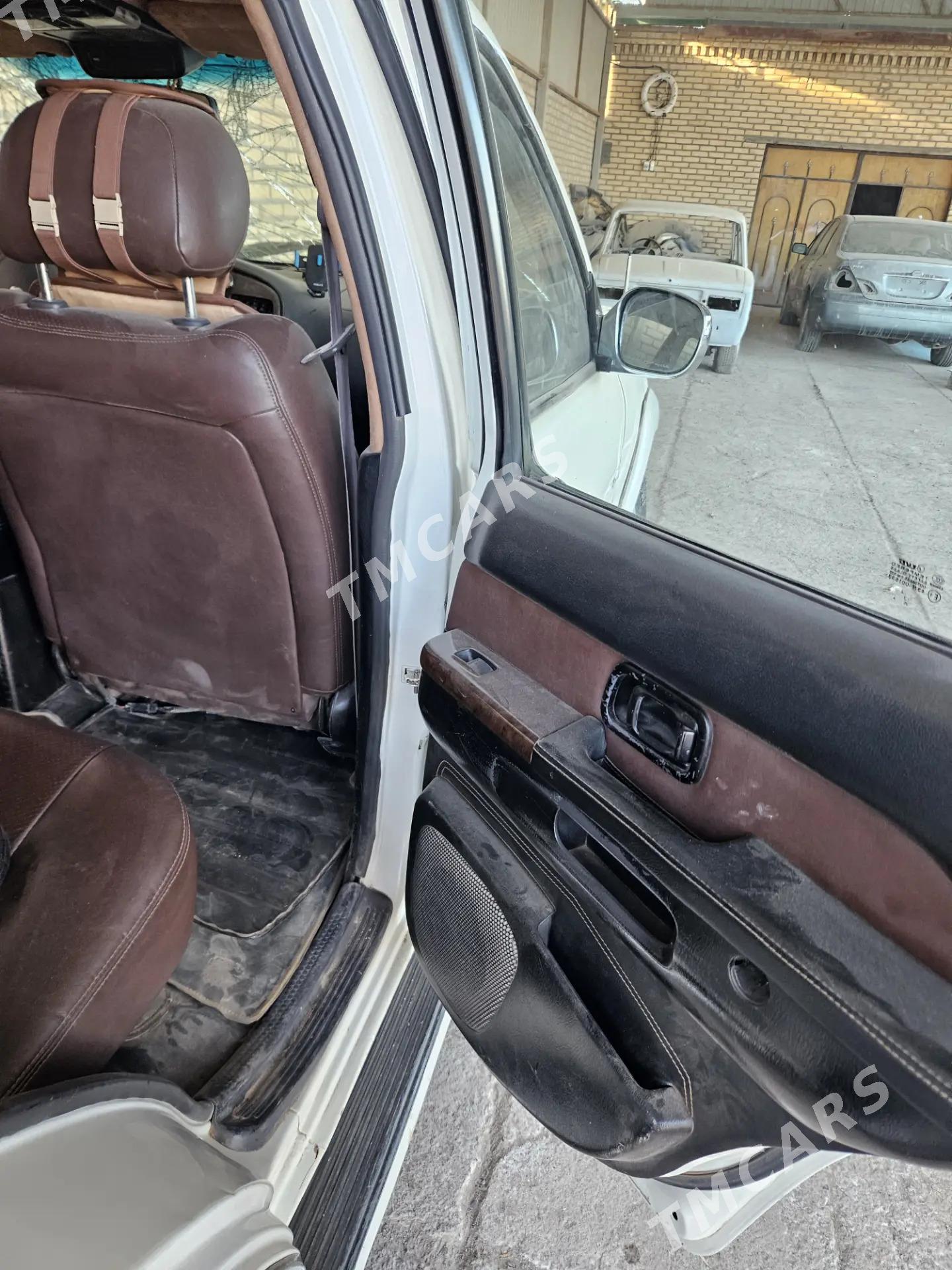 Nissan Pathfinder 2000 - 55 000 TMT - Акдепе - img 4