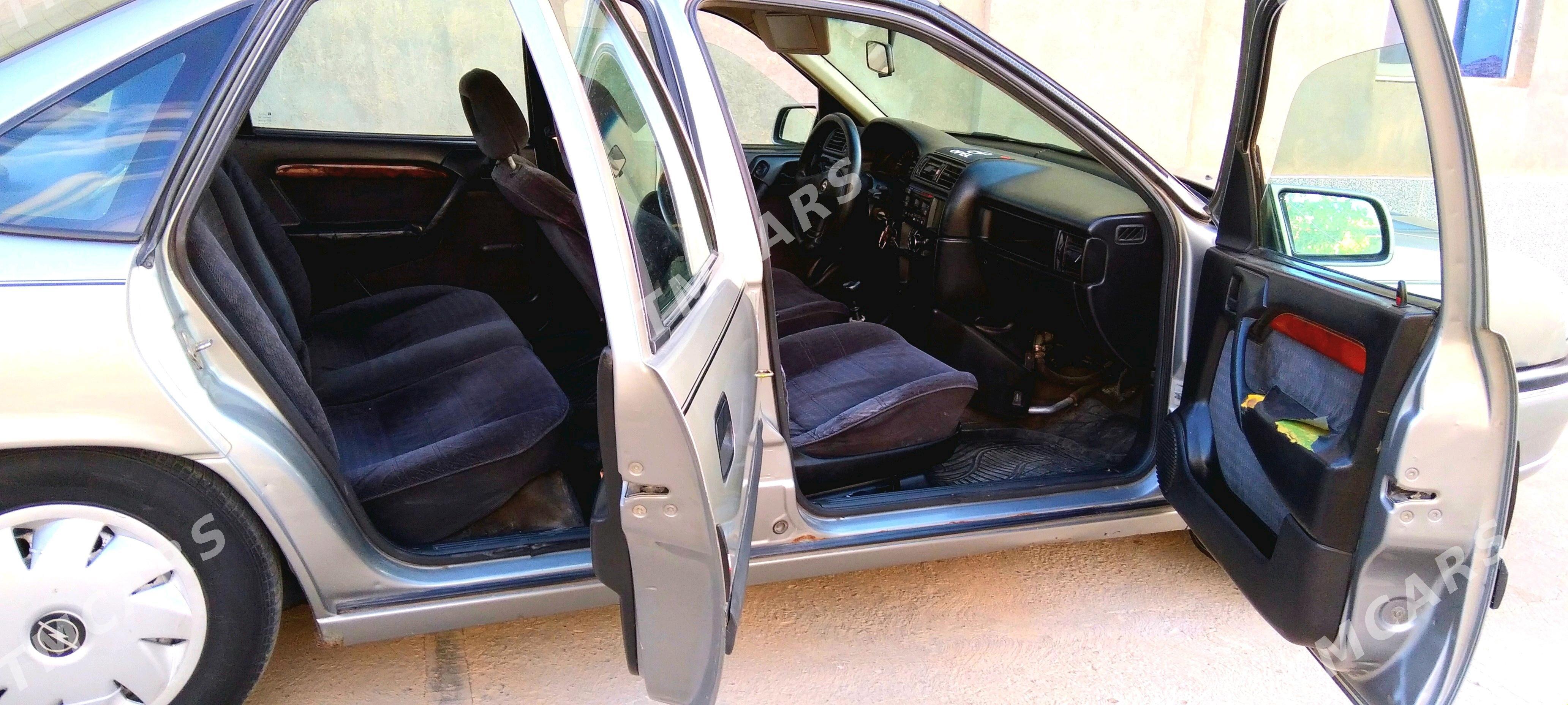 Opel Vectra 1993 - 45 000 TMT - Türkmenabat - img 3