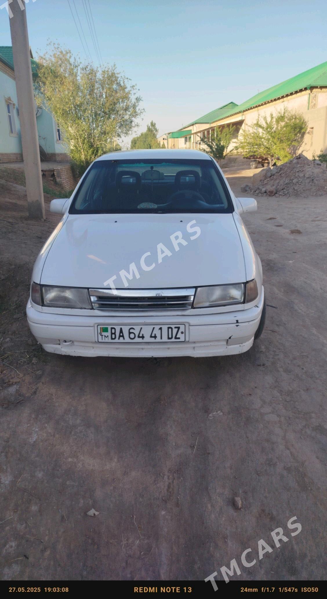 Opel Vectra 1991 - 28 000 TMT - Гурбансолтан Едже - img 2