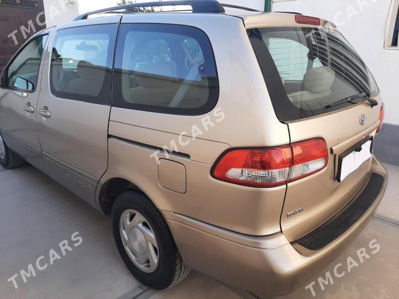 Toyota Sienna 2002 - 160 000 TMT - Daşoguz - img 2
