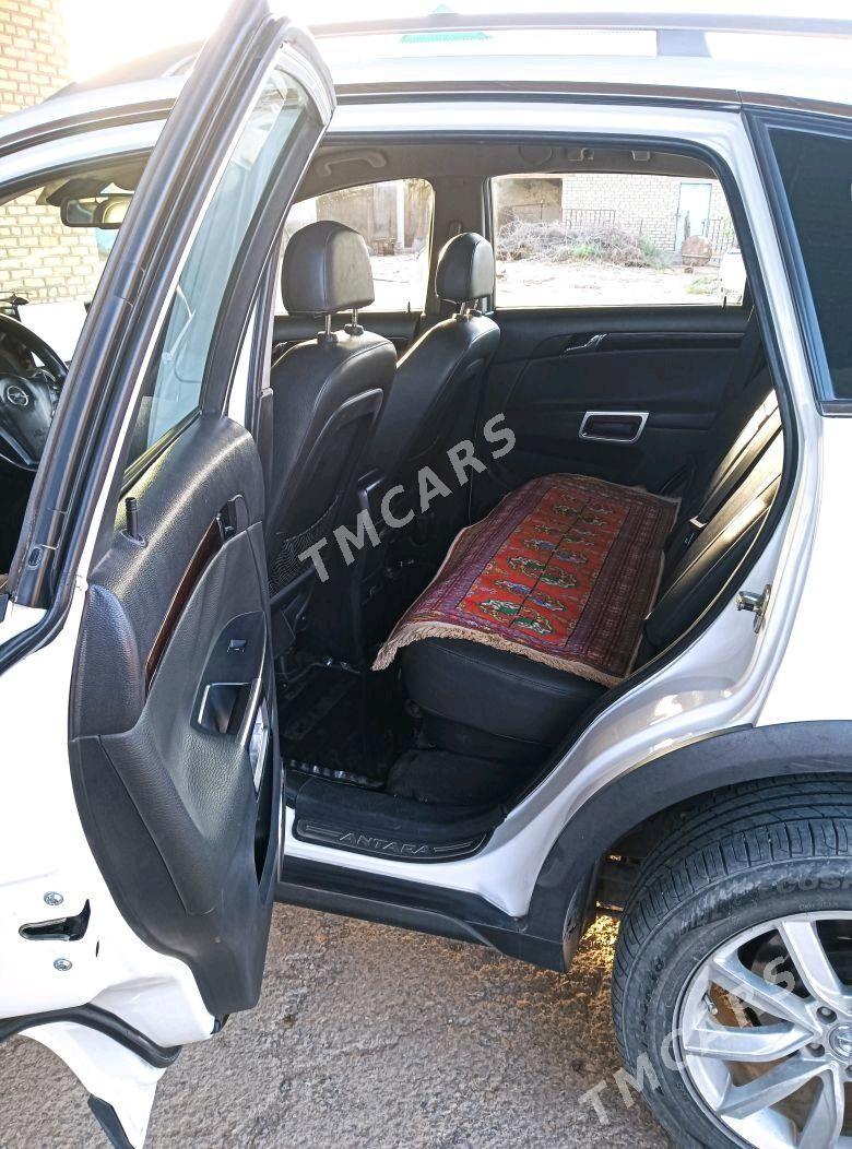 Opel Antara 2006 - 110 000 TMT - Бабадайхан - img 8