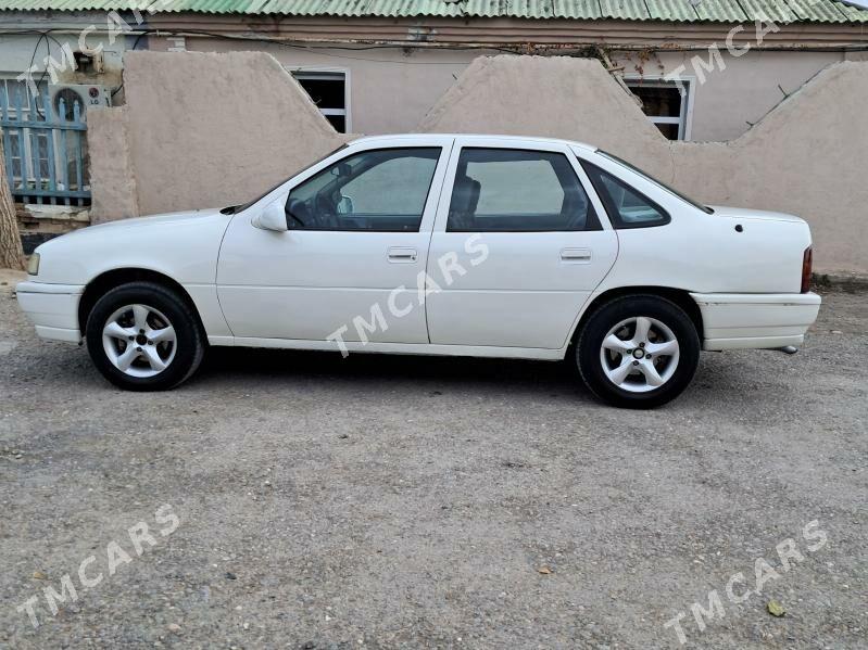 Opel Vectra 1991 - 42 000 TMT - Хитровка - img 2