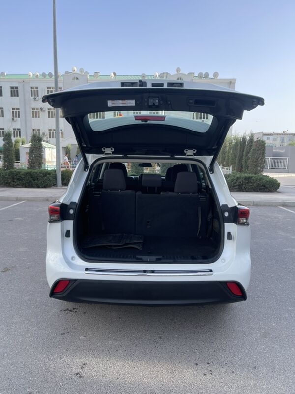 Toyota Highlander 2022 - 435 000 TMT - Мары - img 10