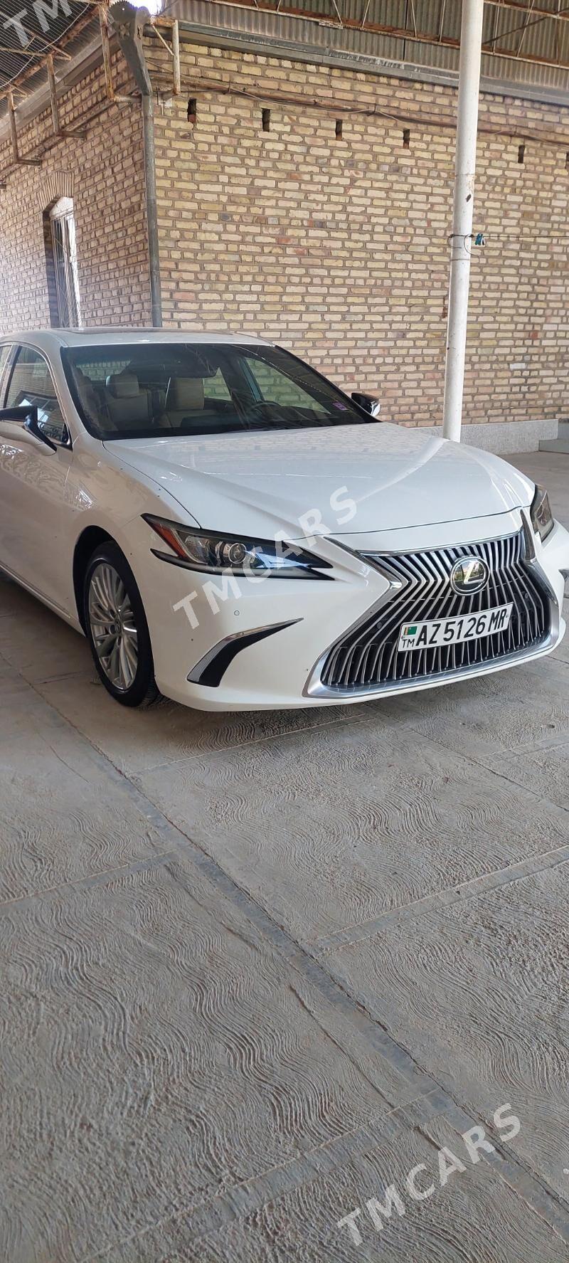 Lexus ES 350 2019 - 520 000 TMT - Байрамали - img 6