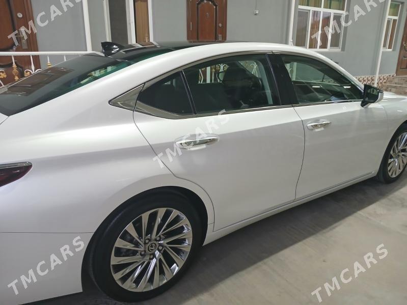 Lexus ES 350 2020 - 640 000 TMT - Гёкдже - img 4
