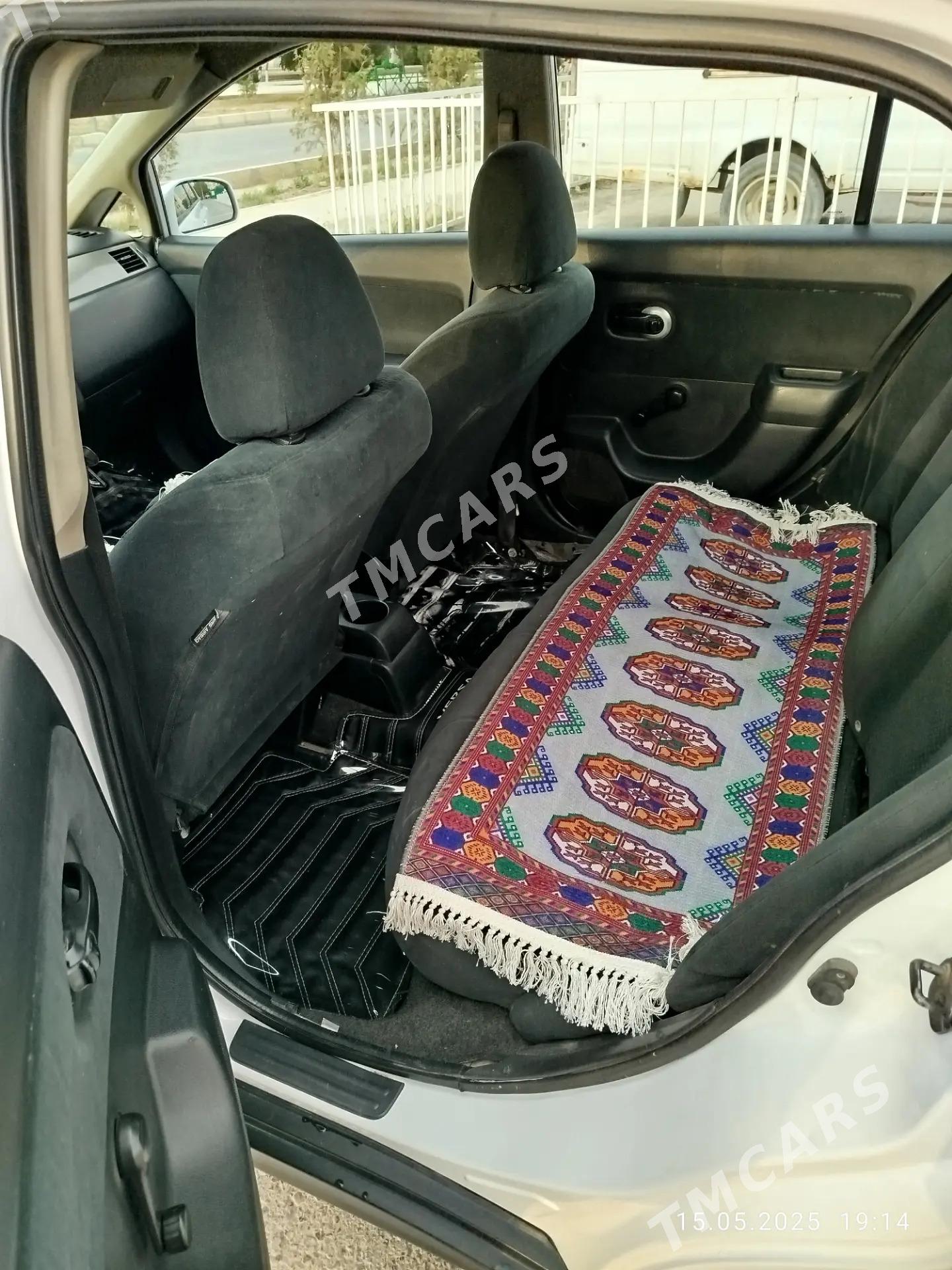 Nissan Versa 2010 - 119 000 TMT - Ашхабад - img 5
