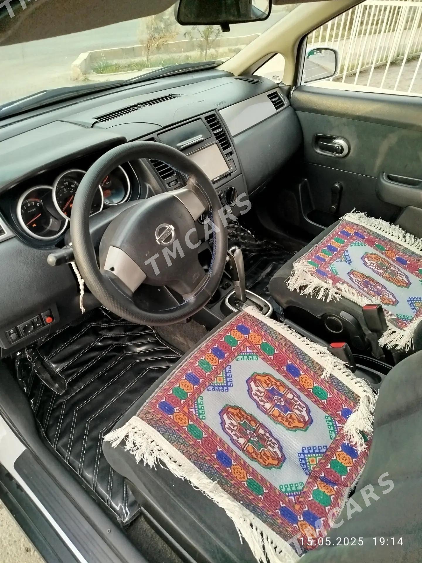 Nissan Versa 2010 - 119 000 TMT - Ашхабад - img 4