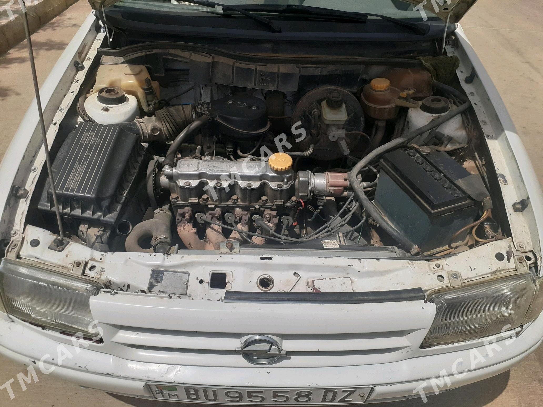 Opel Astra 1992 - 25 000 TMT - Туркменбаши - img 2
