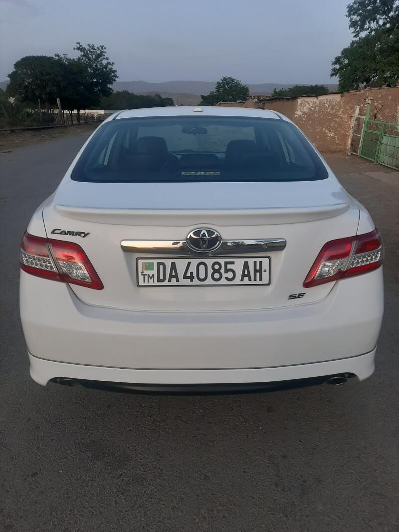 Toyota Camry 2010 - 175 000 TMT - Бахарден - img 9