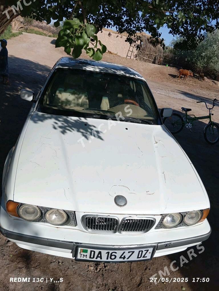 BMW 520 1991 - 20 000 TMT - Кёнеургенч - img 4
