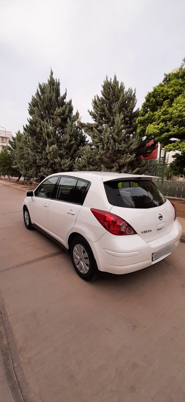 Nissan Versa 2010 - 125 000 TMT - Ашхабад - img 3