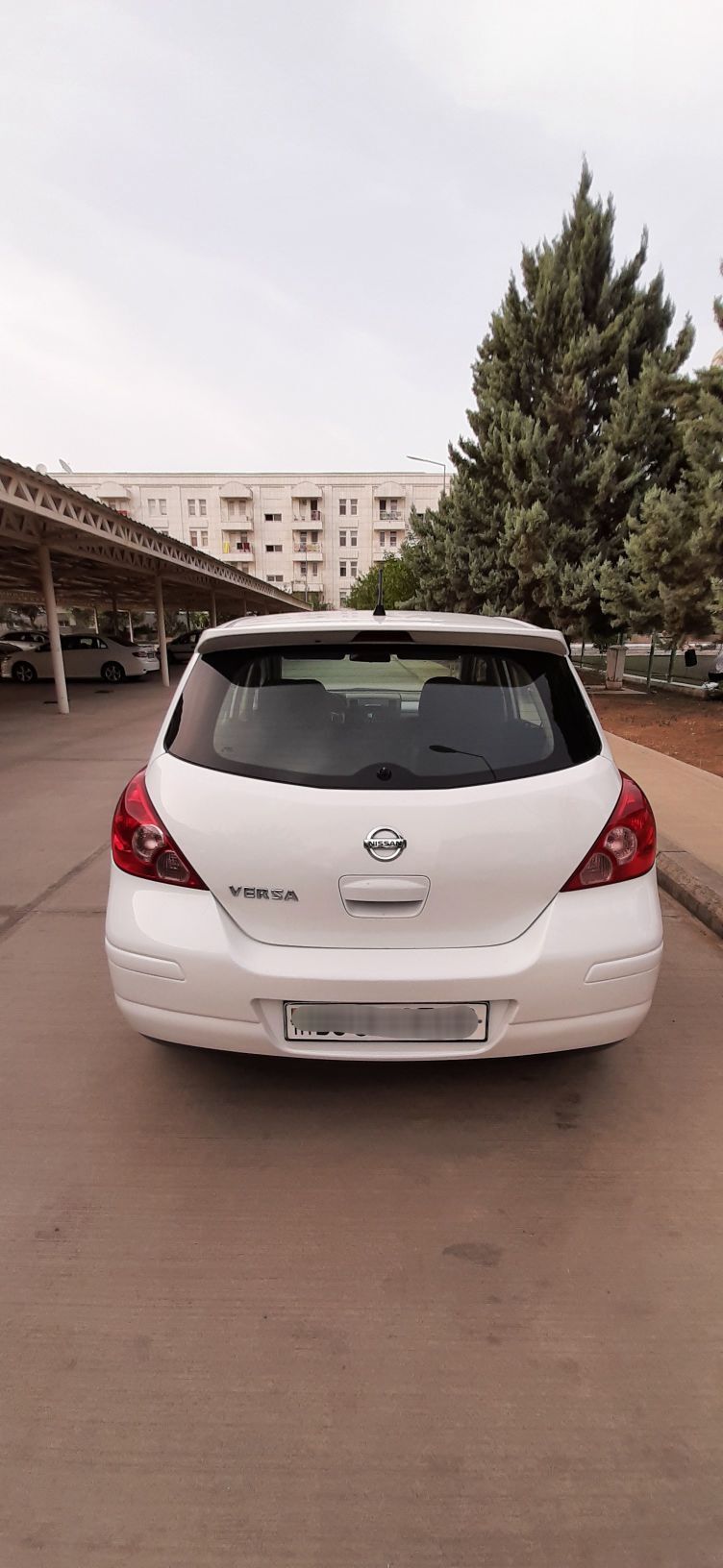 Nissan Versa 2010 - 125 000 TMT - Ашхабад - img 4