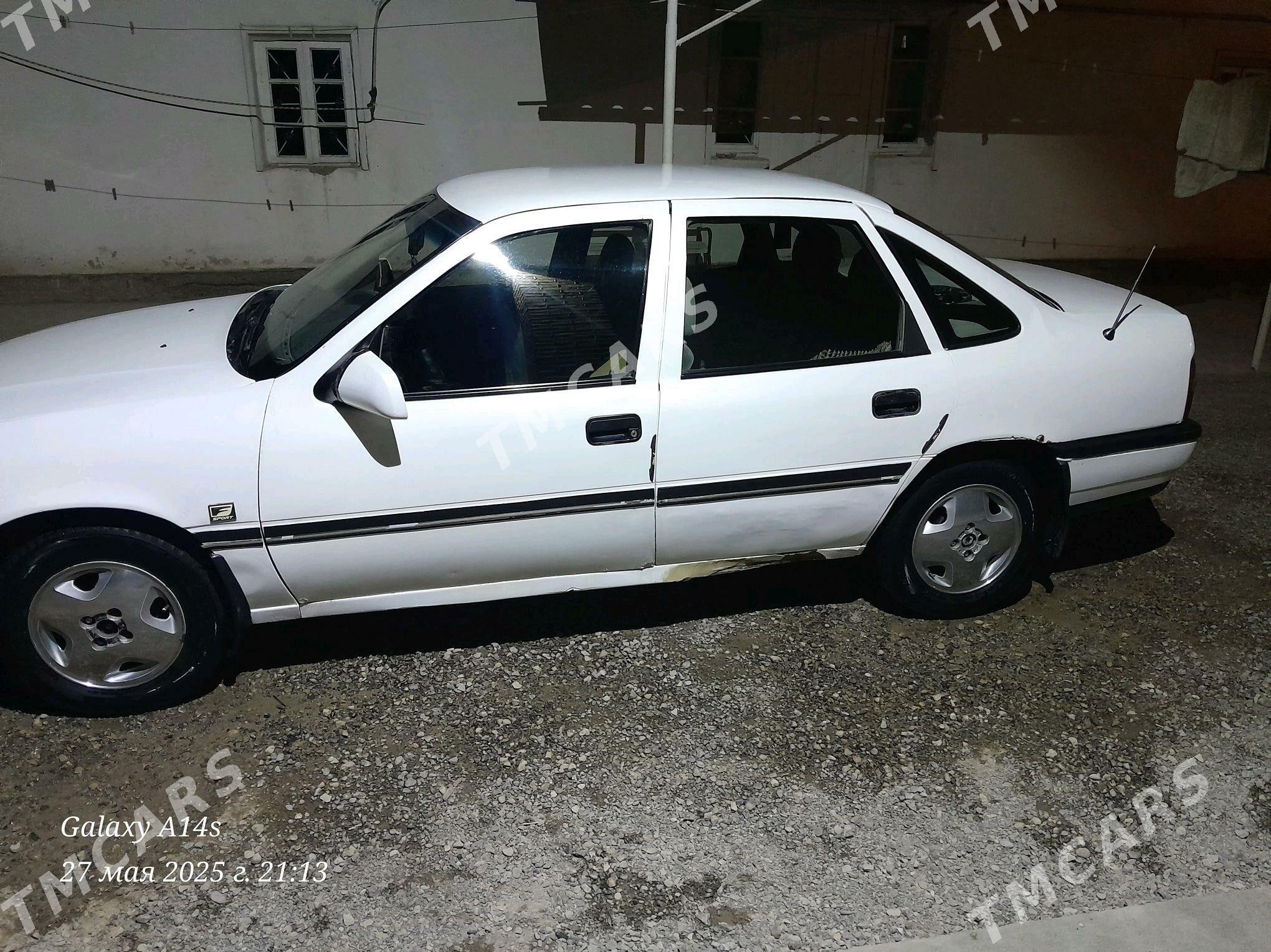 Opel Vectra 1991 - 32 000 TMT - Мары - img 5