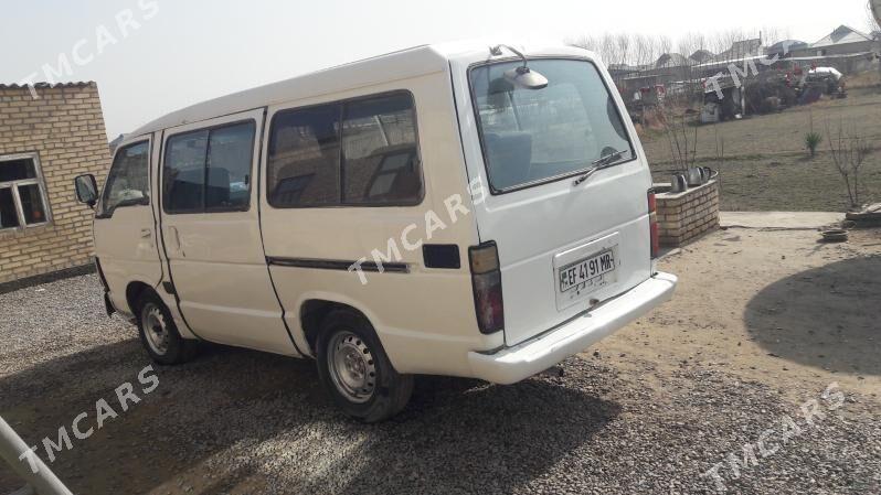 Toyota Hiace 1990 - 36 000 TMT - Sakarçäge - img 2