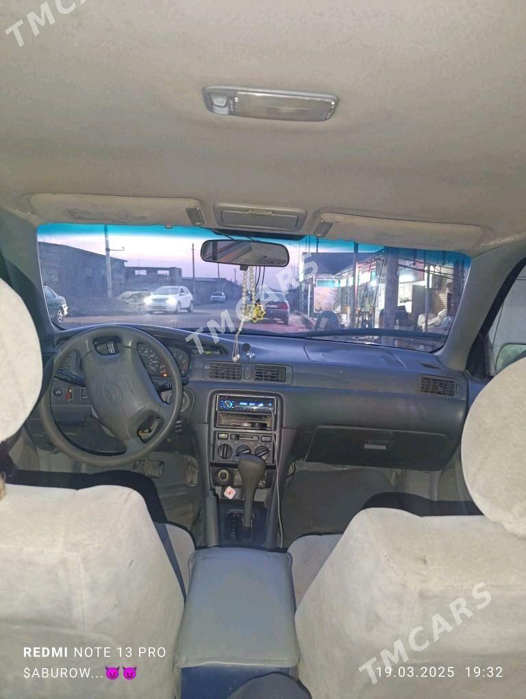 Toyota Camry 1997 - 120 000 TMT - Köneürgenç - img 4