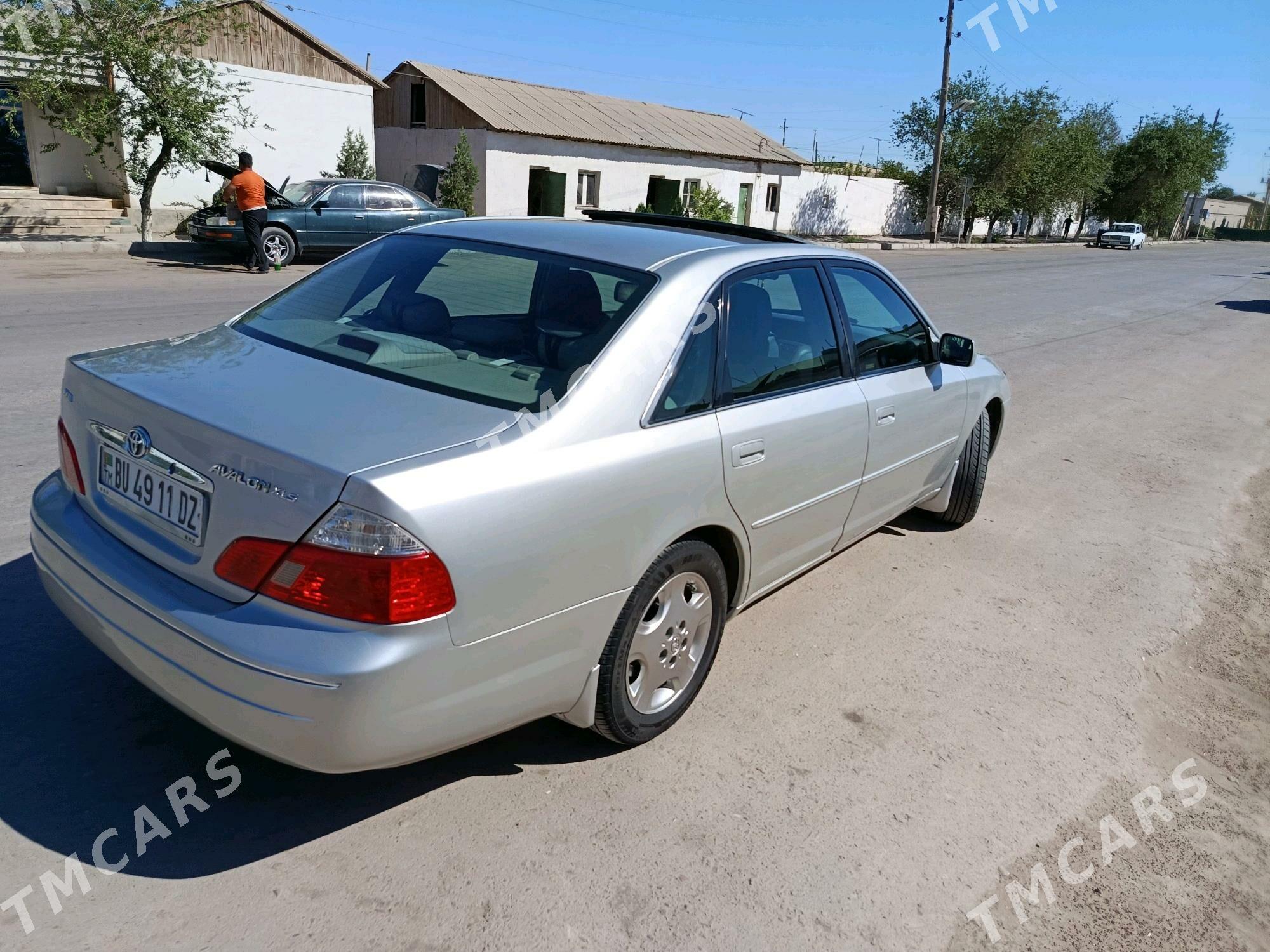 Toyota Avalon 2002 - 210 000 TMT - Акдепе - img 8