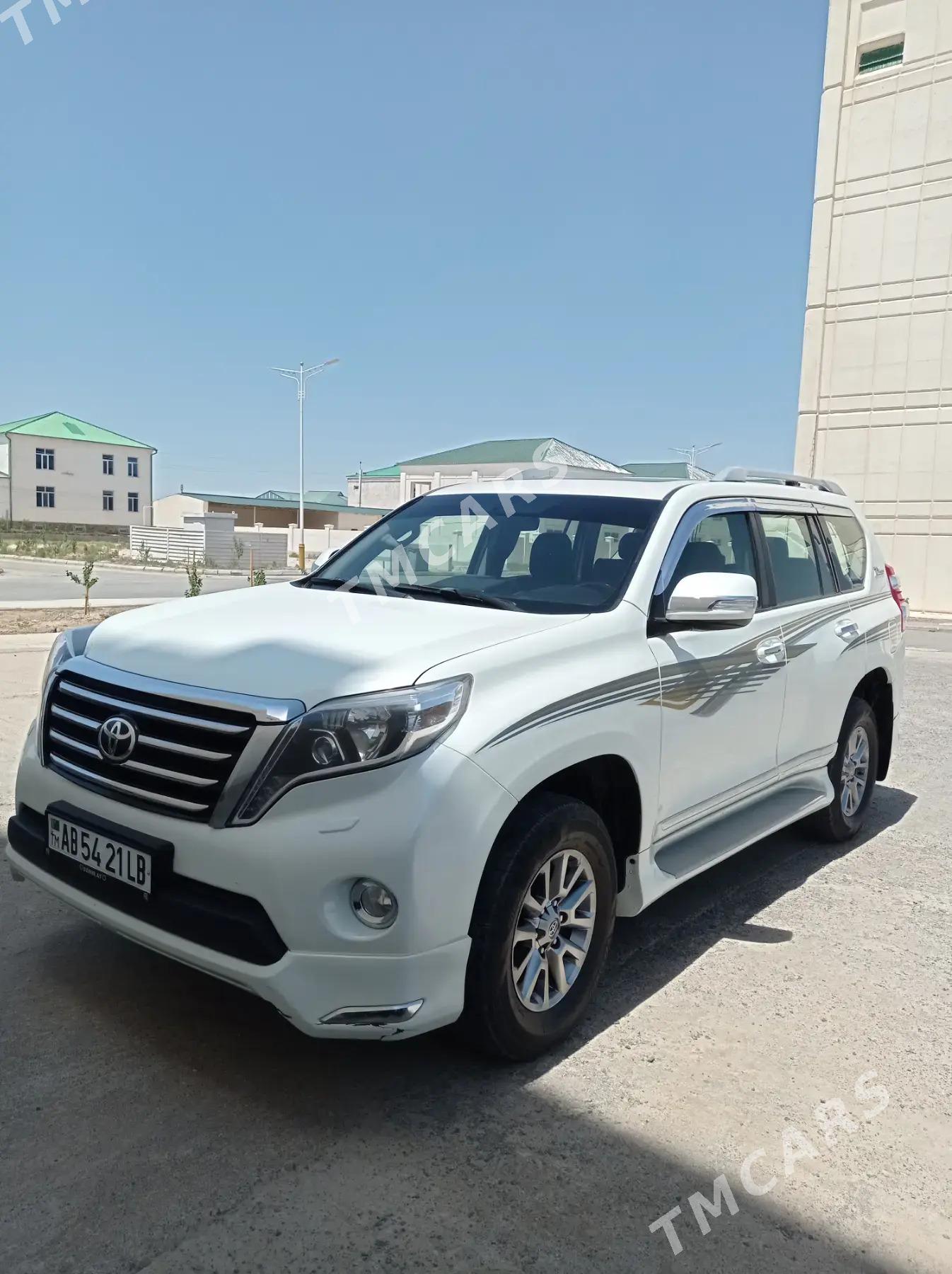 Toyota Land Cruiser Prado 2010 - 499 000 TMT - Çärjew - img 5