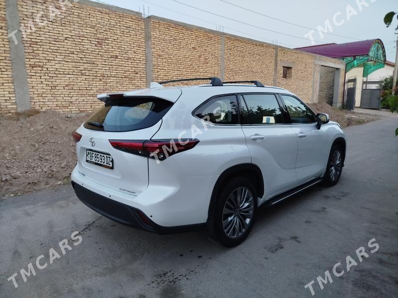 Toyota Highlander 2022 - 570 000 TMT - Daşoguz - img 10