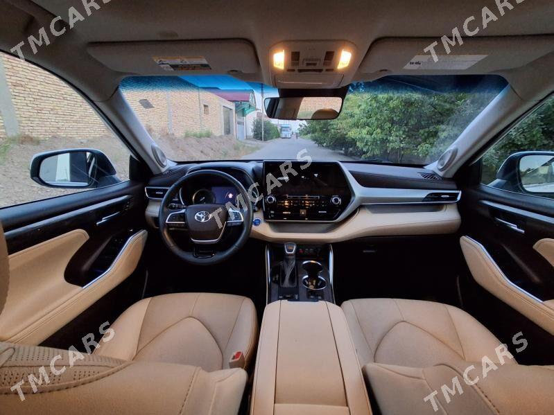 Toyota Highlander 2022 - 570 000 TMT - Daşoguz - img 2