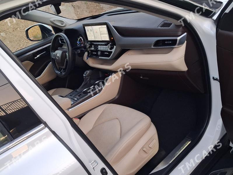 Toyota Highlander 2022 - 570 000 TMT - Daşoguz - img 3