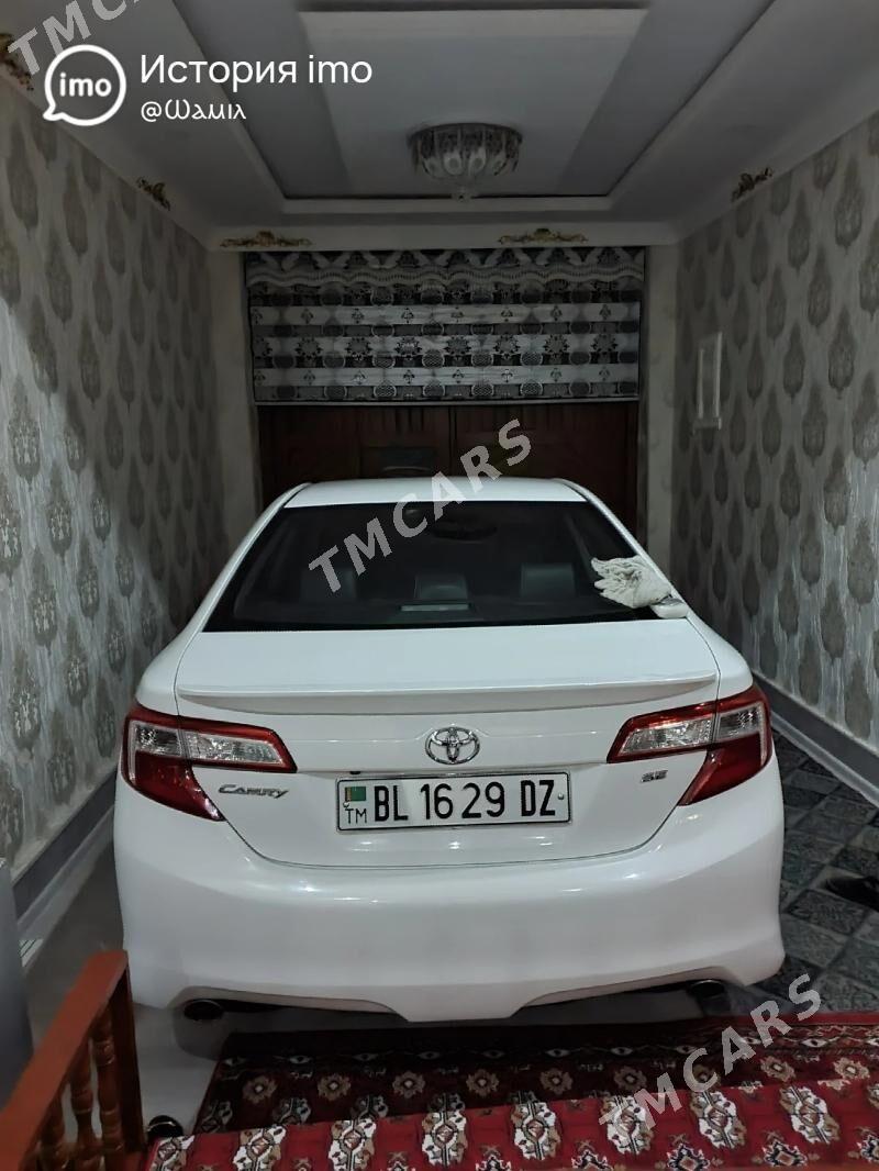 Toyota Camry 2014 - 230 000 TMT - Дашогуз - img 2