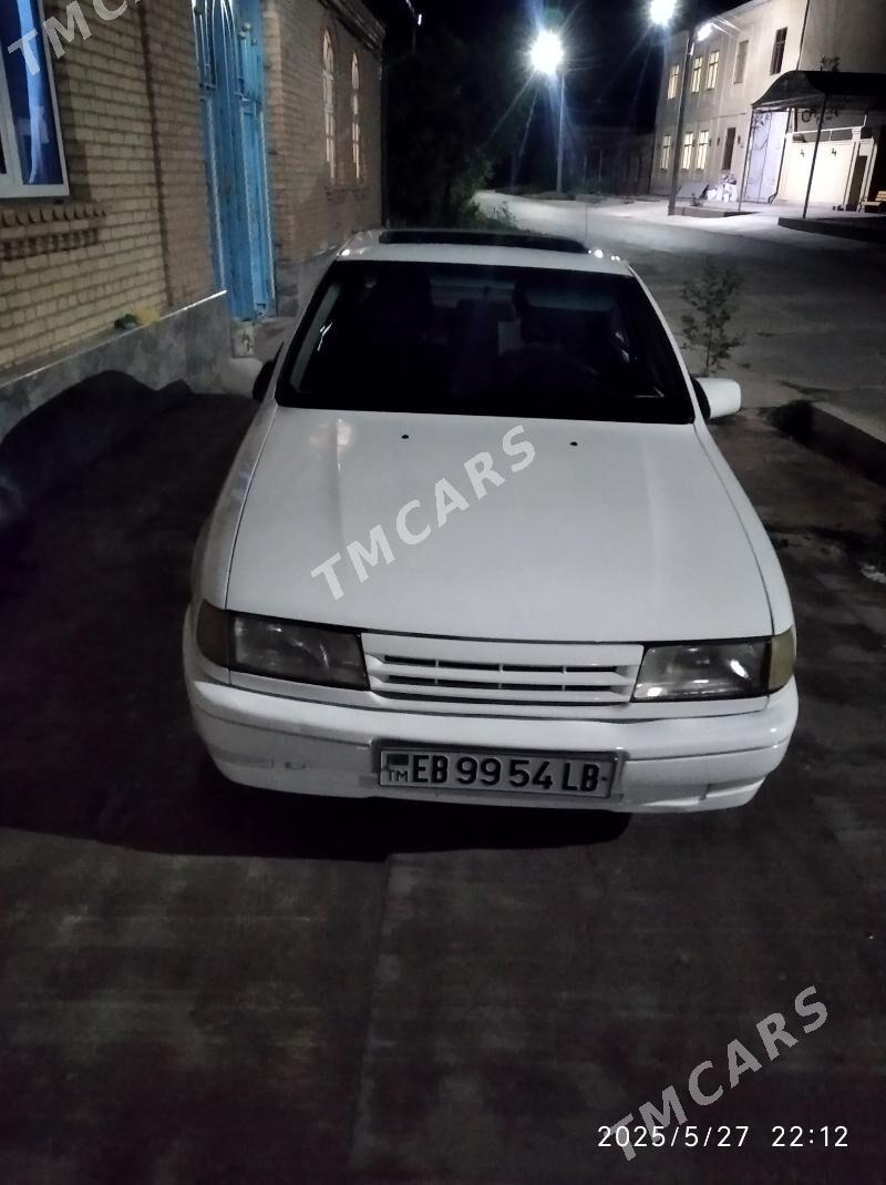 Opel Vectra 1991 - 27 000 TMT - Чарджоу - img 6