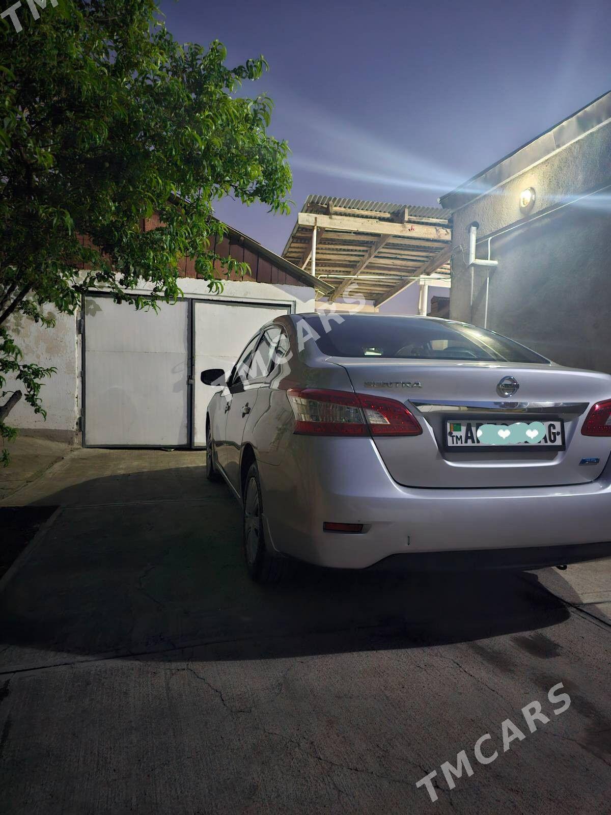 Nissan Sentra 2014 - 150 000 TMT - Бузмеин - img 4