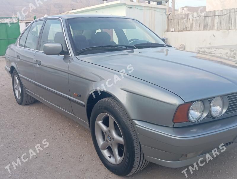 BMW 525 1994 - 55 000 TMT - Балканабат - img 8