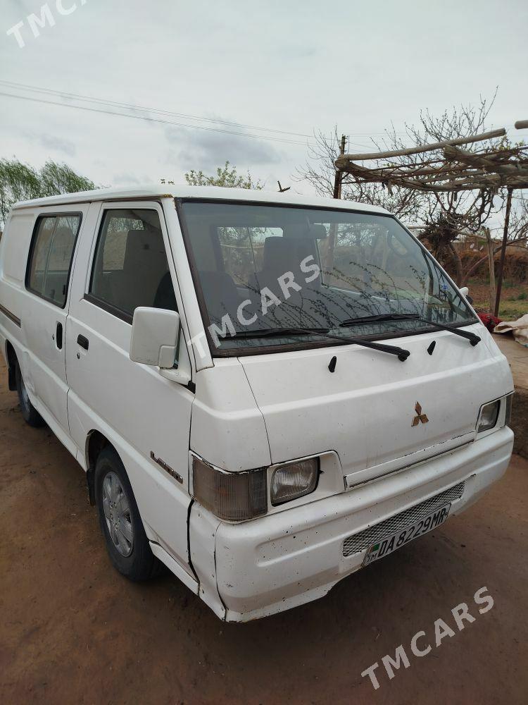 Toyota Hiace 1997 - 65 000 TMT - Огуз хан - img 6