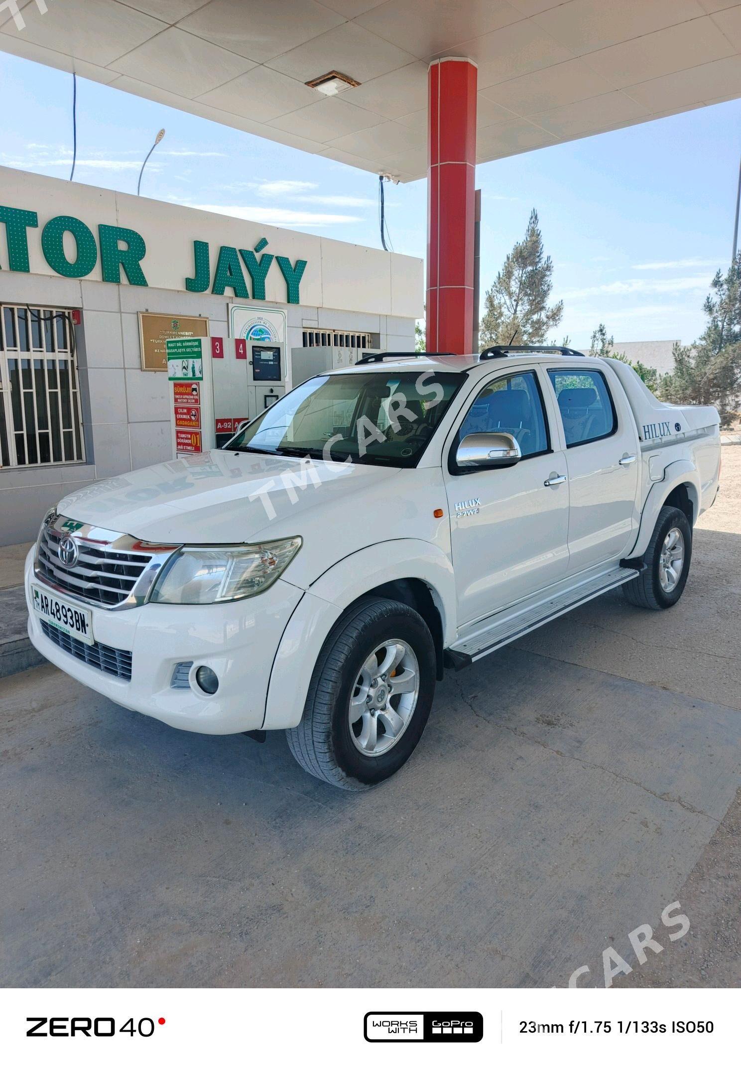 Toyota Hilux 2012 - 300 000 TMT - Карабогаз - img 2