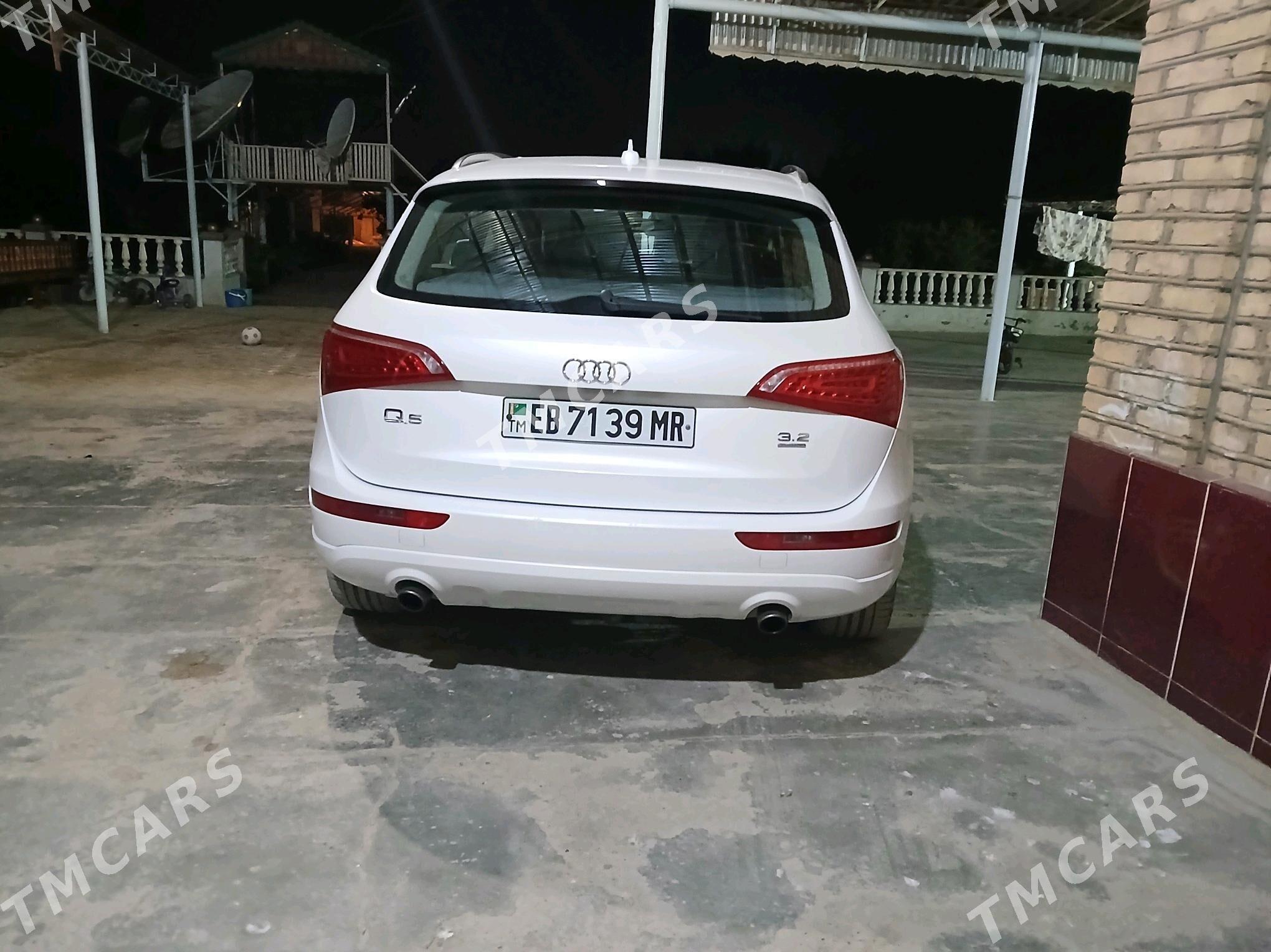 Audi Q5 2010 - 200 000 TMT - Туркменгала - img 4