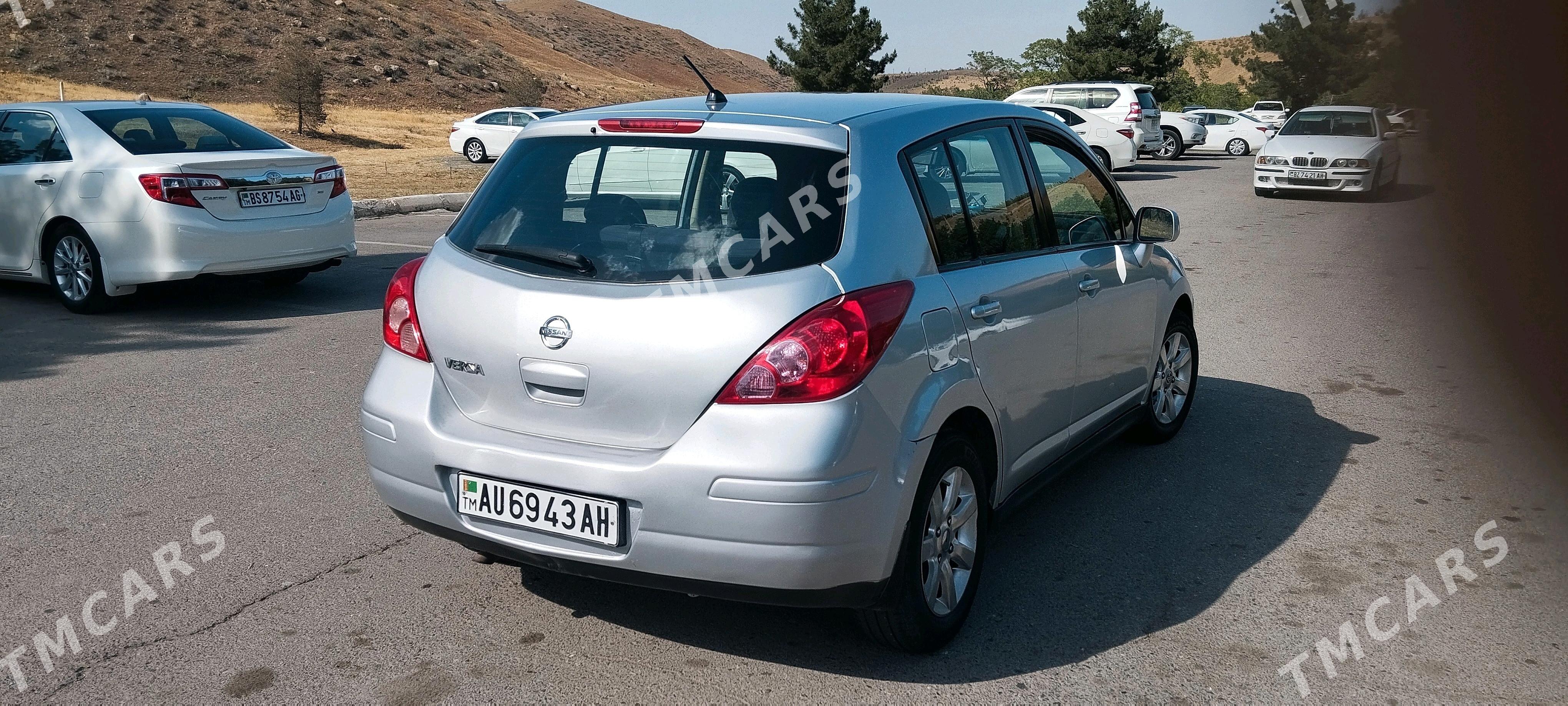 Nissan Versa 2009 - 92 000 TMT - Кака - img 3