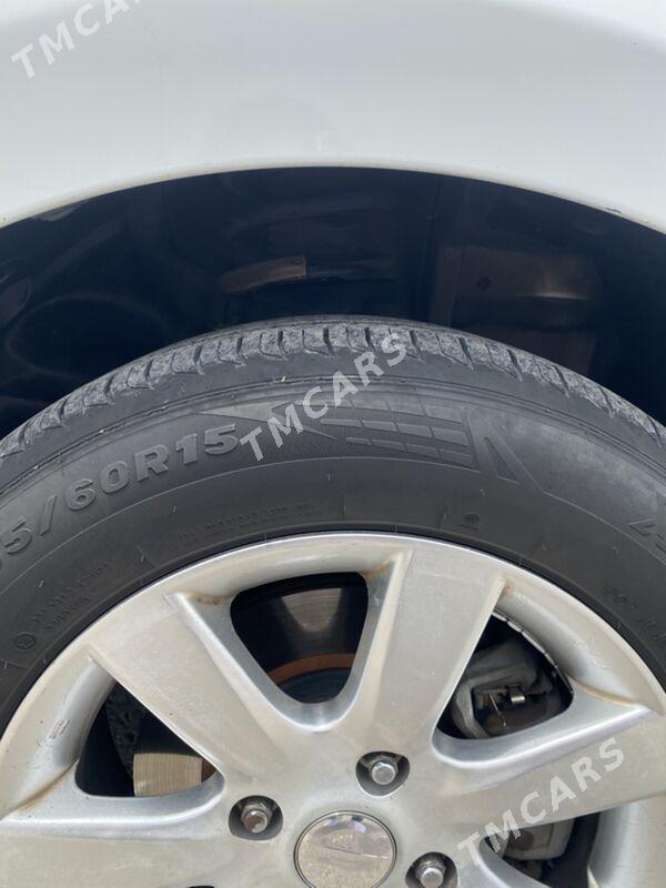 Nissan Versa 2011 - 117 000 TMT - Ашхабад - img 2