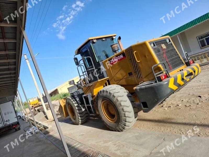 XCMG ZL50 2015 - 570 000 TMT - Чарджоу - img 3