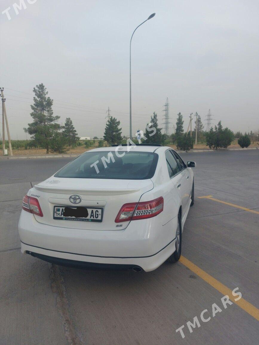 Toyota Camry 2011 - 190 000 TMT - Büzmeýin - img 4
