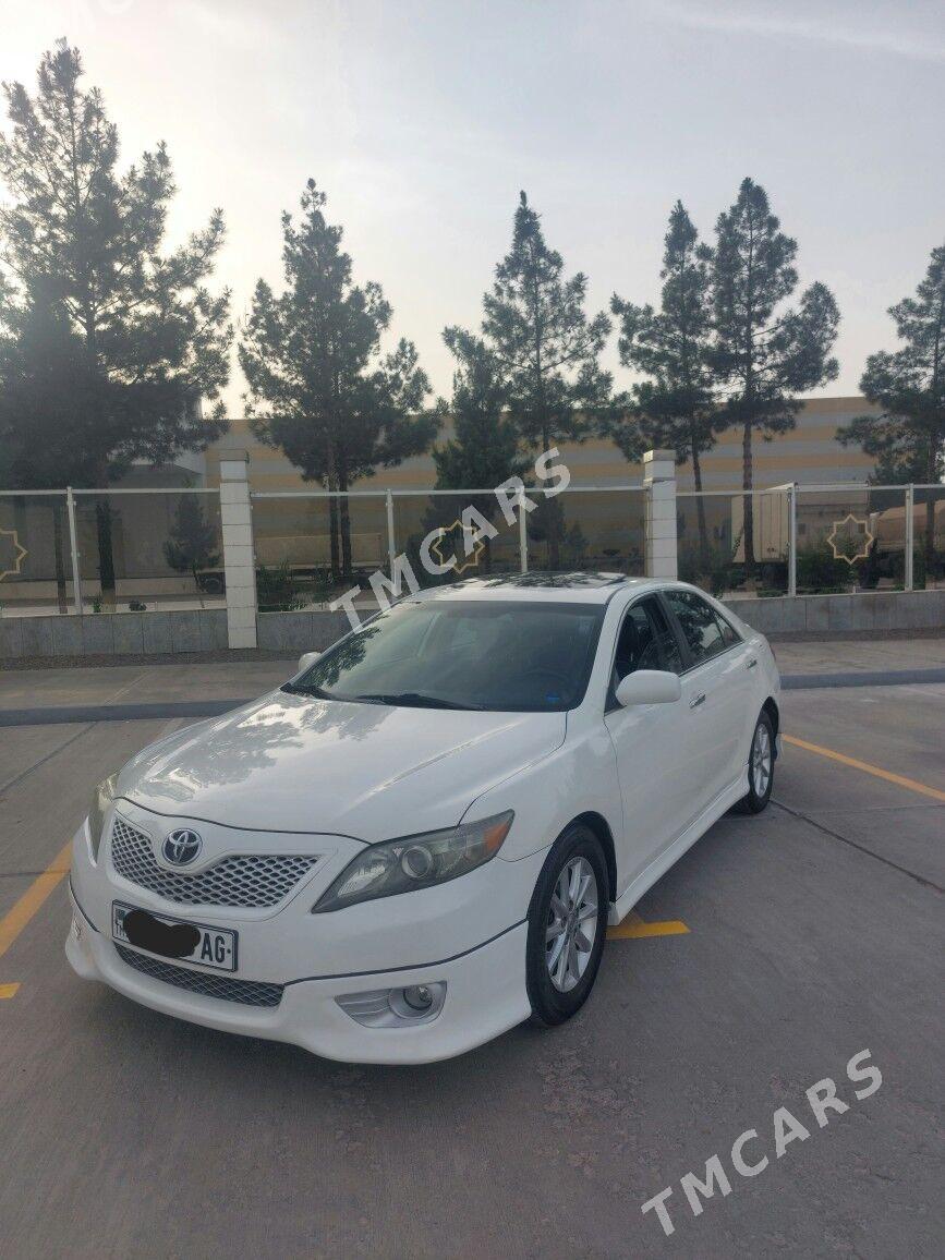 Toyota Camry 2011 - 190 000 TMT - Büzmeýin - img 2