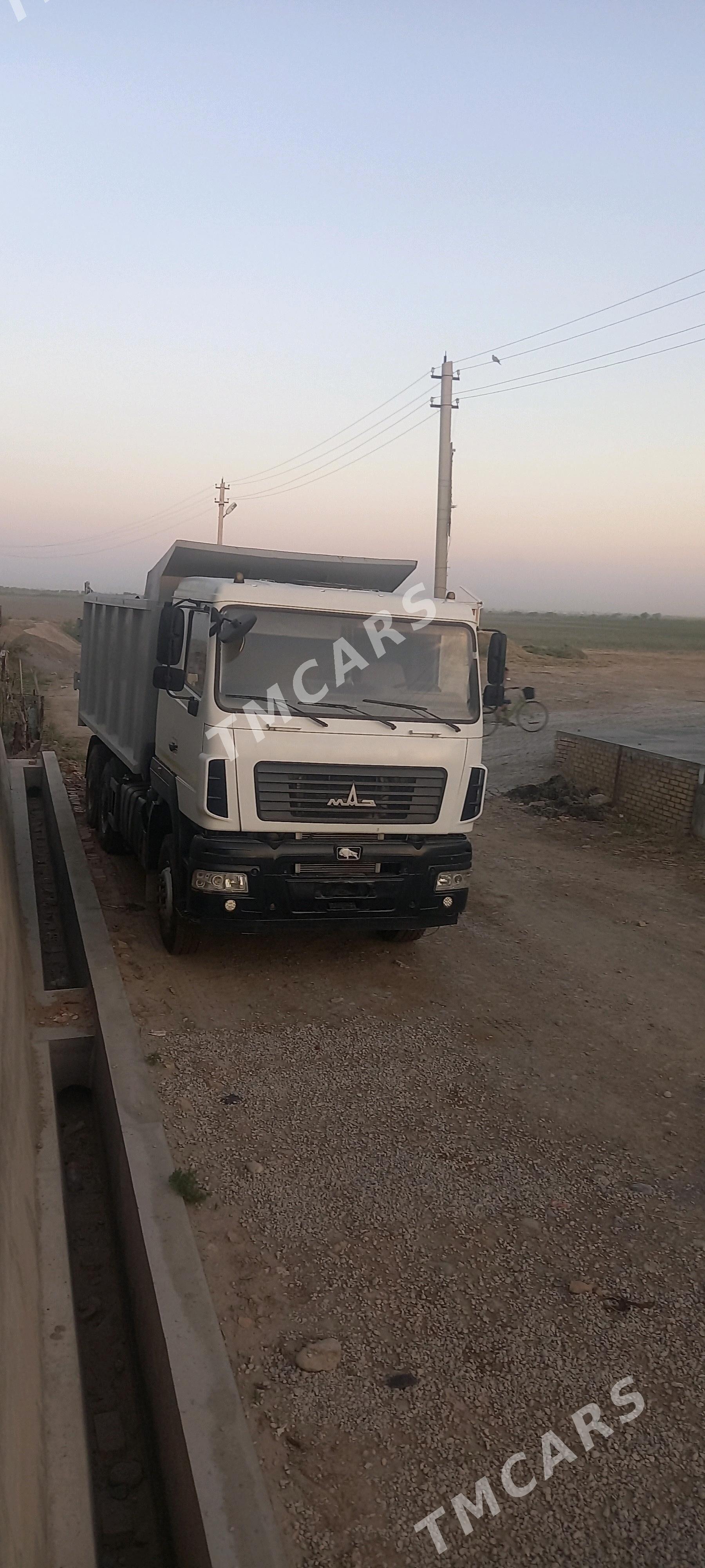 Maz Samosval 2014 - 500 000 TMT - Сакарчага - img 4