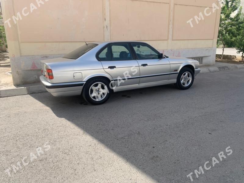 BMW E34 1995 - 79 000 TMT - Aşgabat - img 2