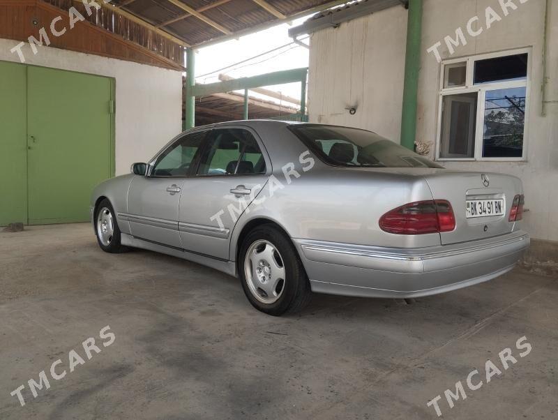 Mercedes-Benz E320 2001 - 90 000 TMT - Gumdag - img 1