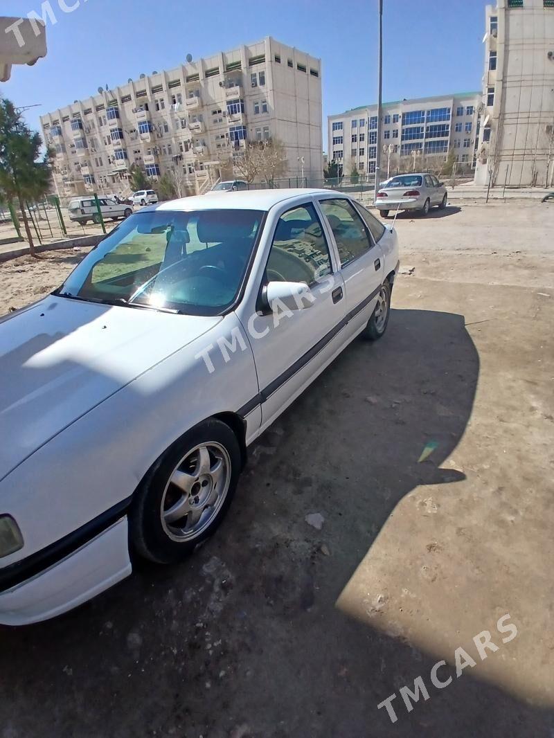Opel Vectra 1995 - 30 000 TMT - Туркменабат - img 2
