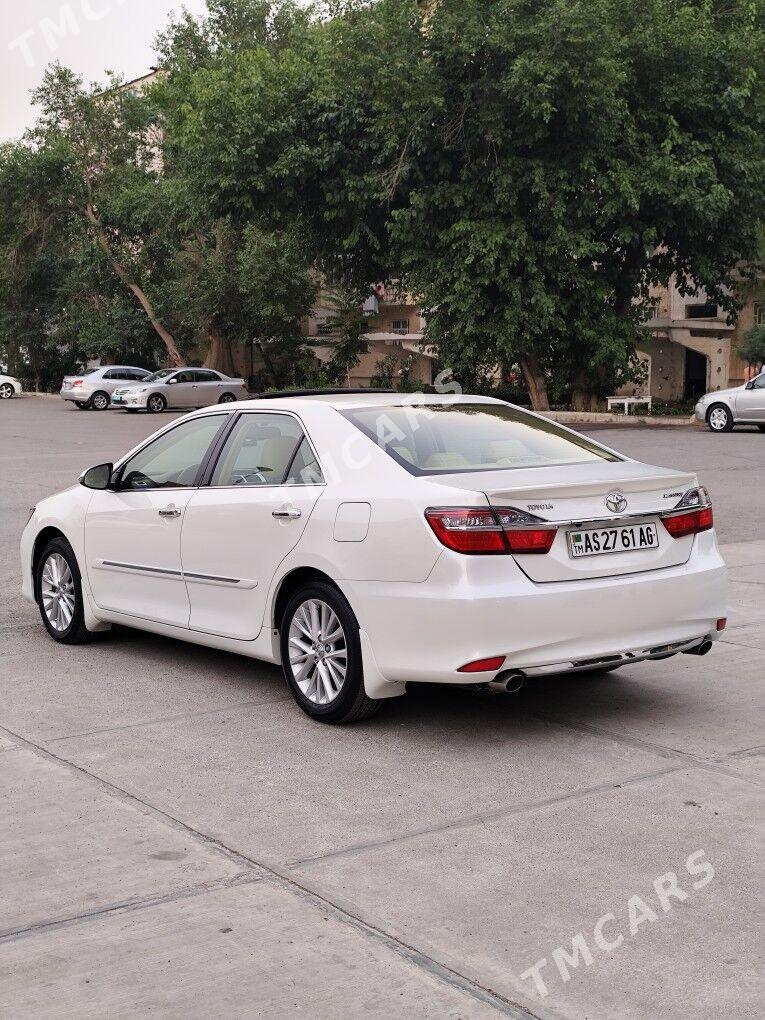 Toyota Camry 2016 - 550 000 TMT - 10 mkr - img 2