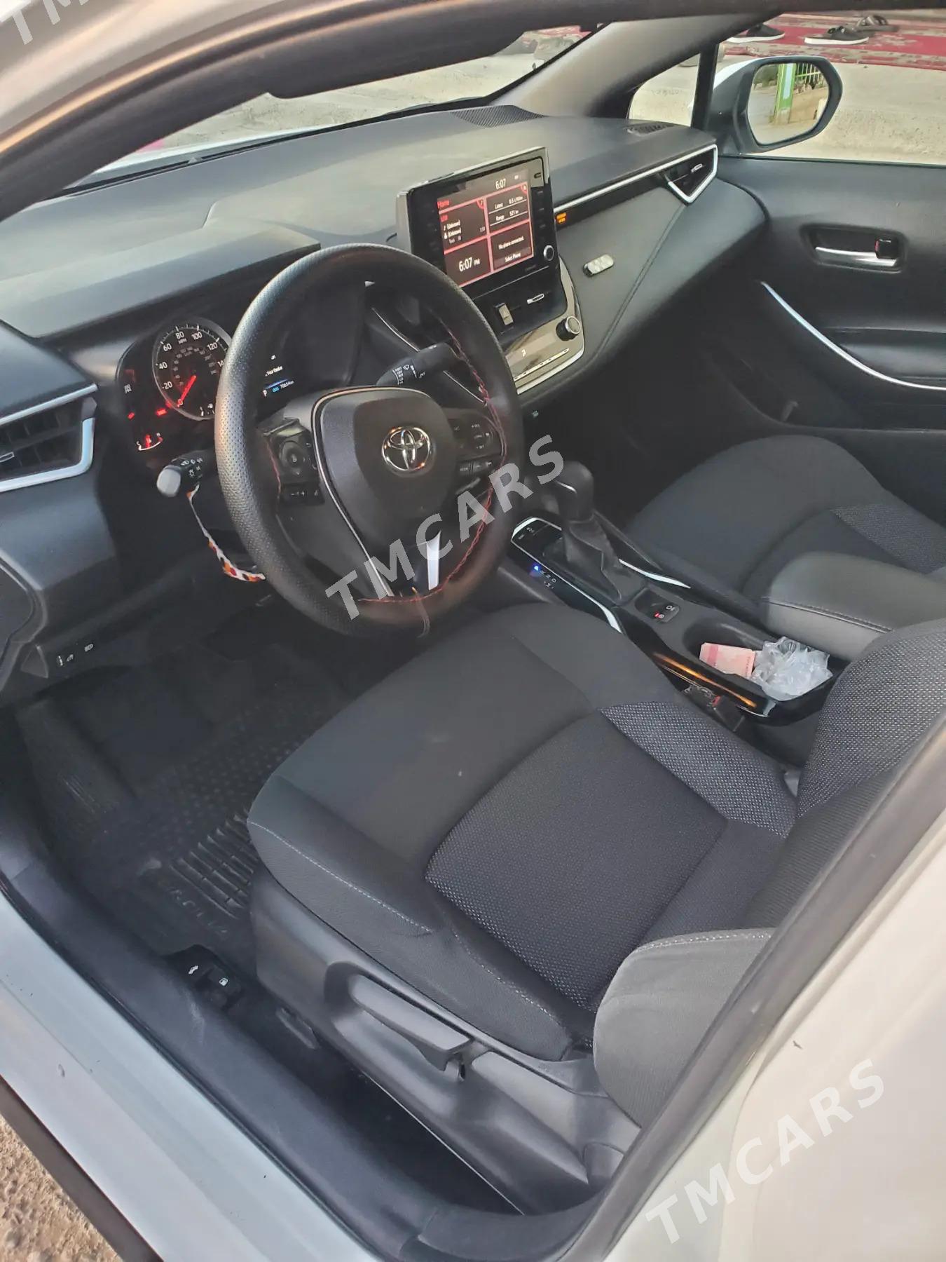 Toyota Corolla 2022 - 230 000 TMT - Гёкдепе - img 2