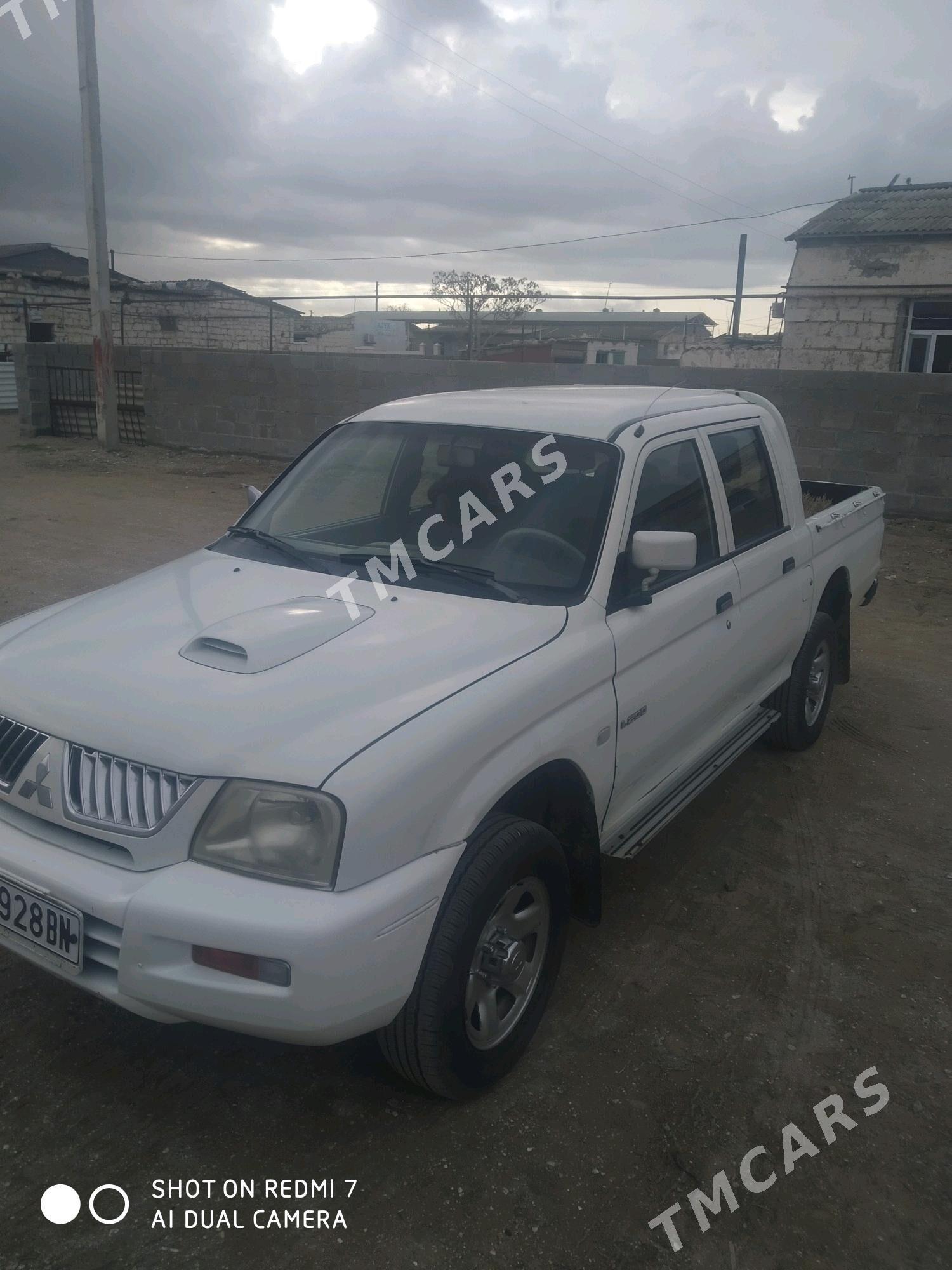 Mitsubishi L200 2004 - 70 000 TMT - Türkmenbaşy - img 3