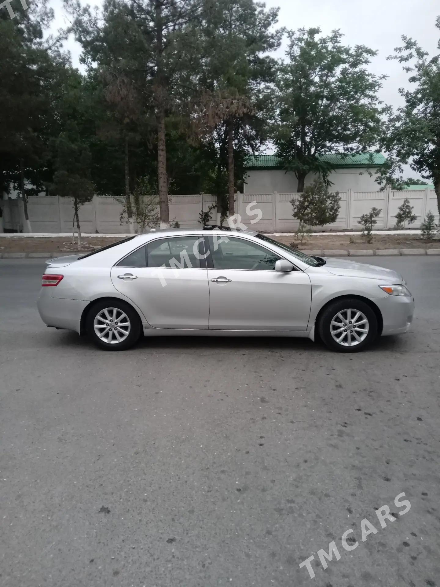 Toyota Camry 2011 - 174 000 TMT - Бедев - img 2