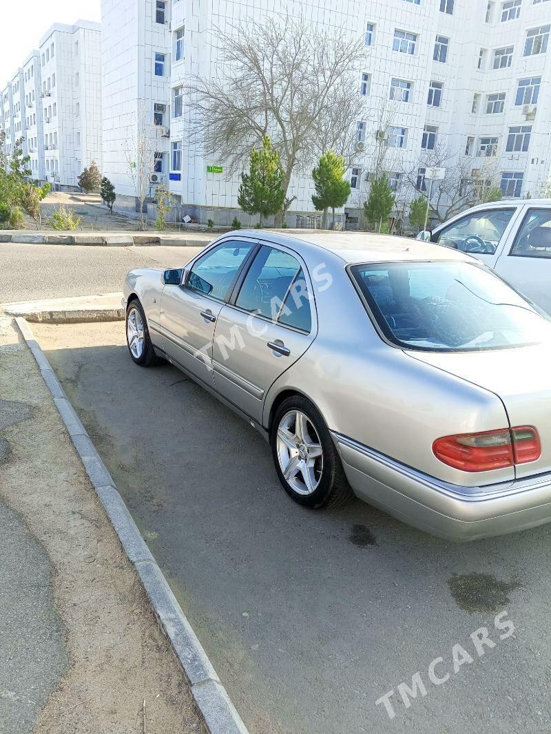Mercedes-Benz E320 1996 - 70 000 TMT - Türkmenbaşy - img 4