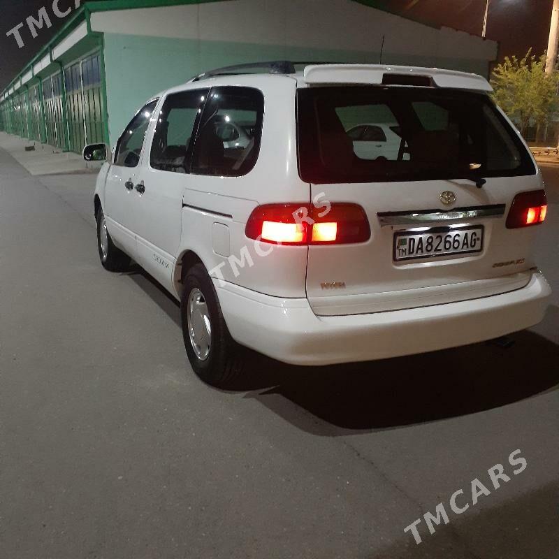 Toyota Sienna 2000 - 135 000 TMT - Чоганлы - img 4